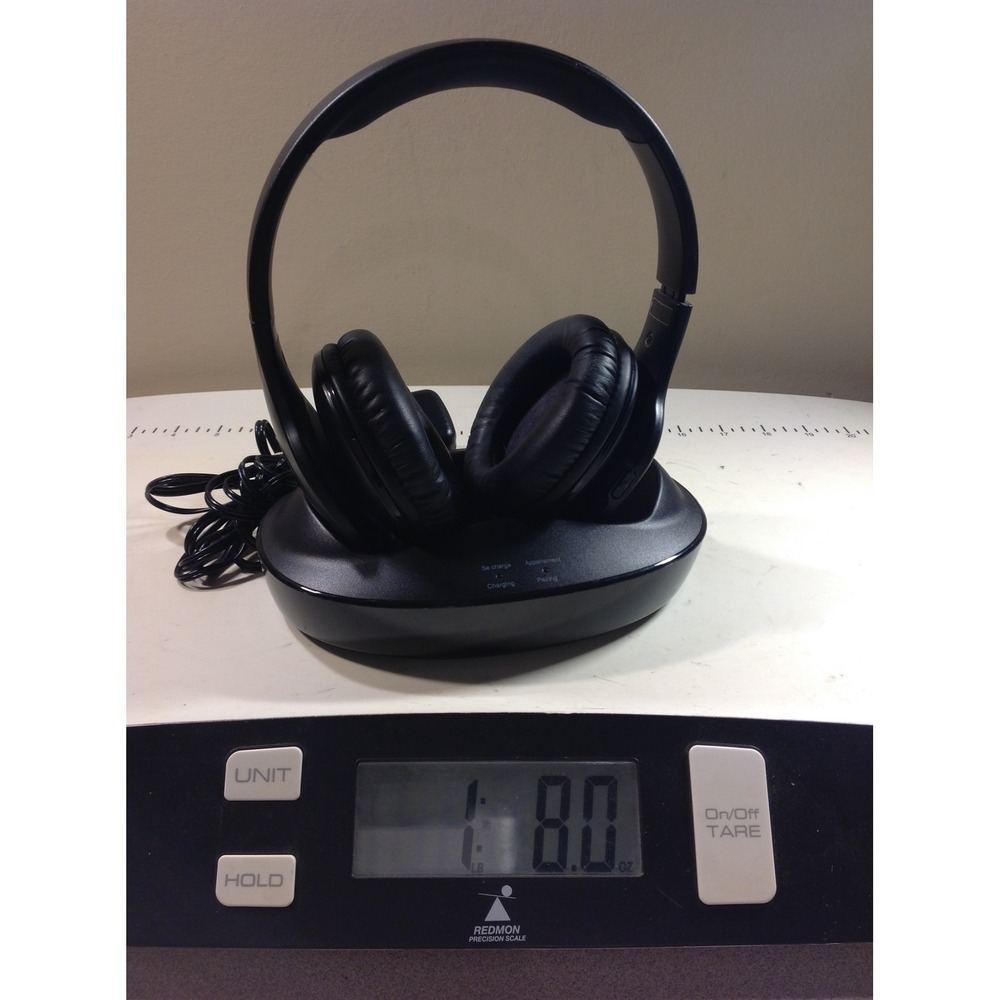 AmazonBasics Over-Ear Wireless RF Headphones Black with‎ Charging Dock Base
